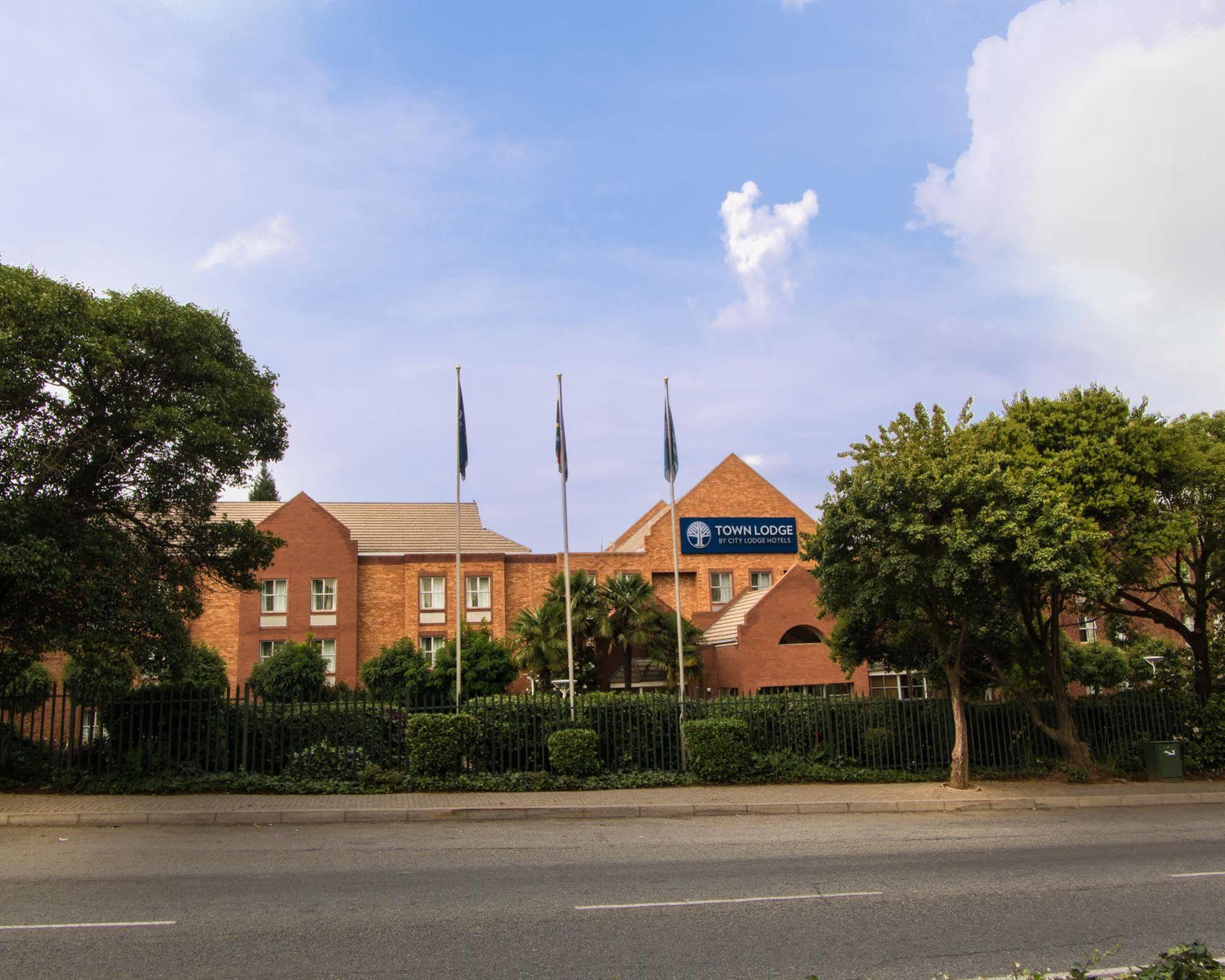 Road Lodge Sandton Johannesburg Exterior photo